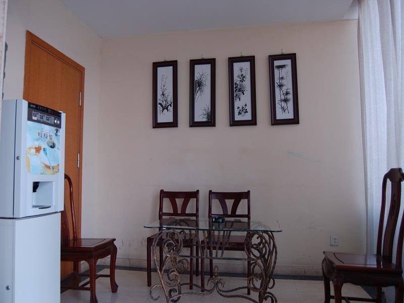 Lakeside Holiday Inn Shanghai Buitenkant foto
